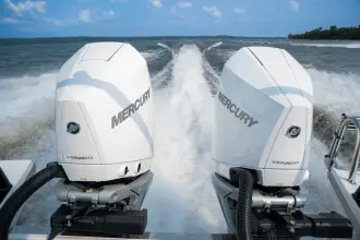 Thumbnail von Cruisers Yachts 38 VTR EC