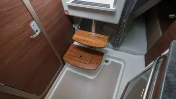 Thumbnail von Boston Whaler 325 Conquest