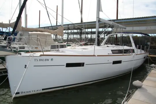 Beneteau Oceanis 41 Knot On Call