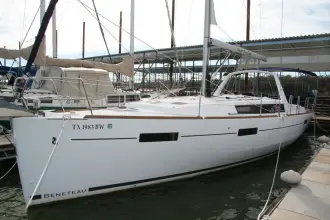 Beneteau Oceanis 41 Knot On Call