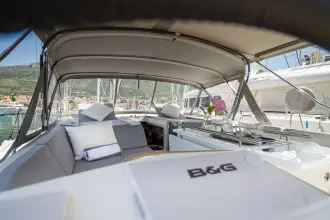 Thumbnail von Beneteau Oceanis 51.1