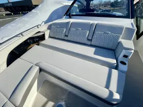 Thumbnail von Sea Ray 370 Sundancer Outboard