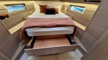 Thumbnail von Beneteau Oceanis 47