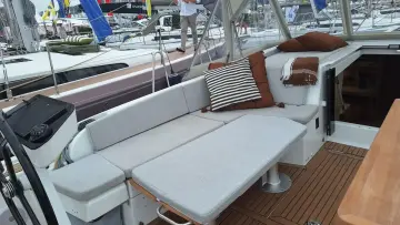 Thumbnail von Beneteau Oceanis 47