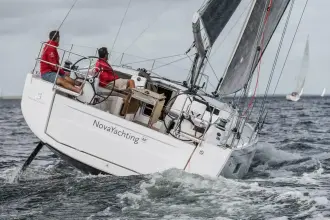 Thumbnail von Beneteau Oceanis 40.1