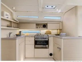 Thumbnail von Beneteau Oceanis 40.1