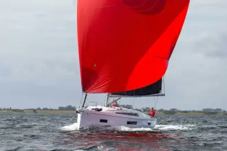 Thumbnail von Beneteau Oceanis 40.1