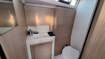 Thumbnail von Beneteau Oceanis 37.1