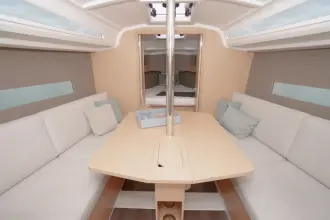 Thumbnail von Beneteau Oceanis 30.1