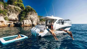Thumbnail von Beneteau Antares 12 NEW, ORDER TODAY!