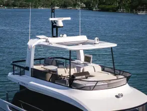 Thumbnail von Azimut 62