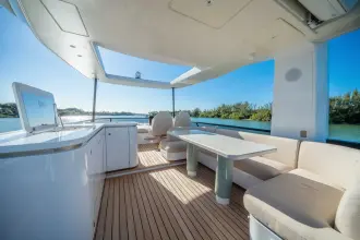 Thumbnail von Azimut 62
