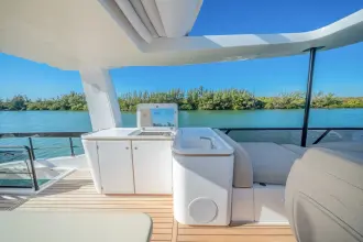 Thumbnail von Azimut 62