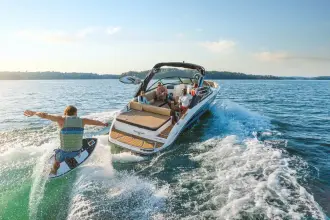 Thumbnail von Sea Ray SDX 250 Surf