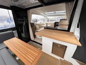 Thumbnail von Sealine C330 Excellent Example Fully serviced