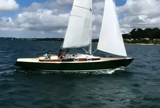 Rustler 33 Barbarian