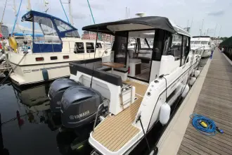 Thumbnail von Jeanneau Merry Fisher 1095 Coupé Stock BW 002