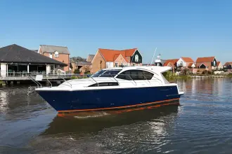 Thumbnail von Haines 36 Offshore