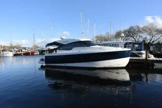 Rodman Spirit 31 HT Outboard Pufferfish