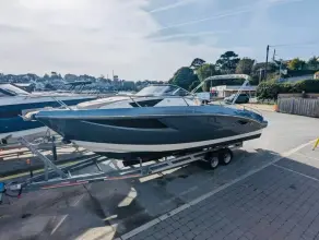 Cranchi Endurance 30