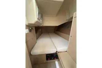 Thumbnail von Beneteau Oceanis 41.1