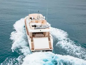 Thumbnail von Ferretti Yachts 800