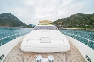 Thumbnail von Ferretti Yachts 800
