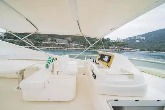 Thumbnail von Ferretti Yachts 800