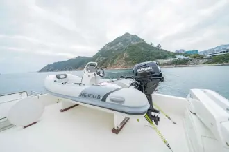 Thumbnail von Ferretti Yachts 800