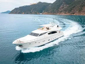Thumbnail von Ferretti Yachts 800