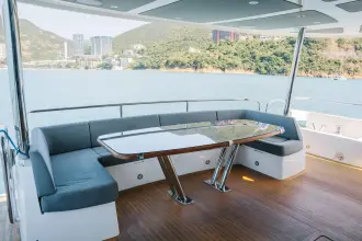 Thumbnail von Sunseeker 86 Yacht
