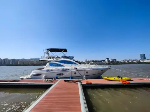 Cranchi 43HT
