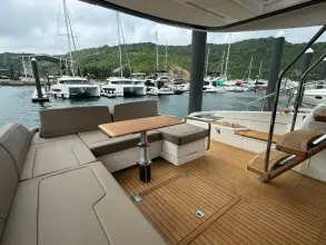 Thumbnail von Fairline Squadron 53