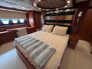 Thumbnail von Sunseeker 82 Yacht