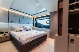 Thumbnail von Sunseeker 100 Yacht