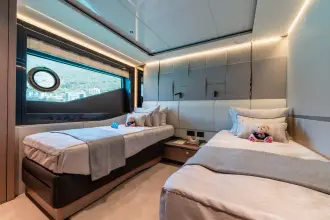 Thumbnail von Sunseeker 100 Yacht