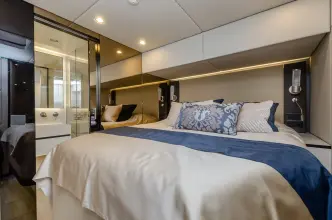 Thumbnail von Sunreef Yachts 60
