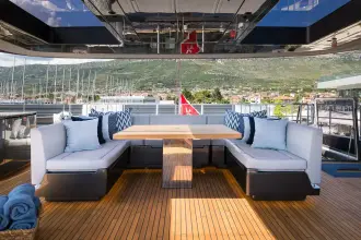 Thumbnail von Sunreef Yachts 70