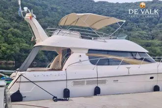 Thumbnail von Prestige 46 Flybridge