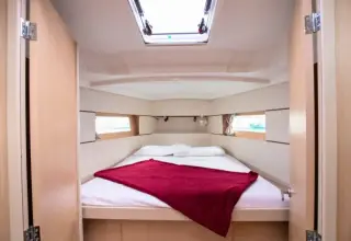 Thumbnail von Beneteau Oceanis 38.1