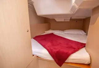 Thumbnail von Beneteau Oceanis 38.1