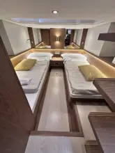Thumbnail von Aprea Yacht & Service Launches 42 2026 Launches Aprea 42