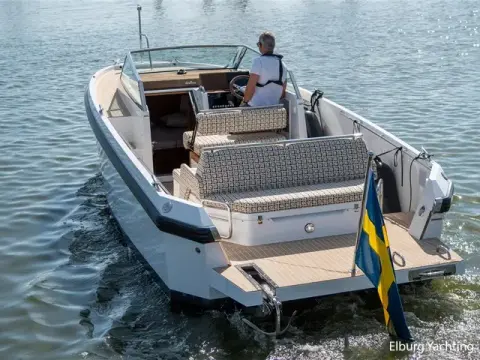 Delta 26