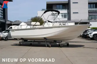 Thumbnail von Boston Whaler 210 Montauk