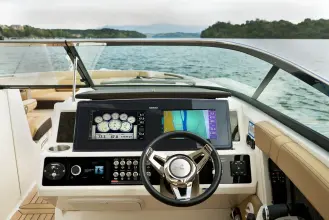 Thumbnail von Sea Ray SLX 350