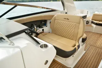 Thumbnail von Sea Ray SLX 350