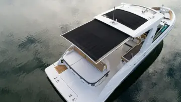 Thumbnail von Sea Ray SLX 400