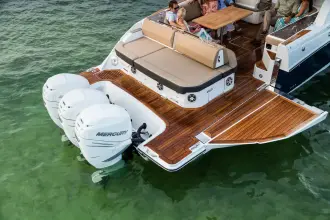 Thumbnail von Sea Ray SLX 400 Outboard