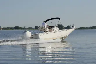 Thumbnail von Boston Whaler 210 Montauk