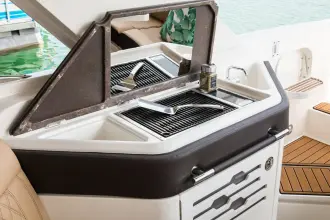 Thumbnail von Sea Ray SLX 310 Outboard